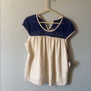 Cap sleeve cream blouse navy lace xl Vera wang